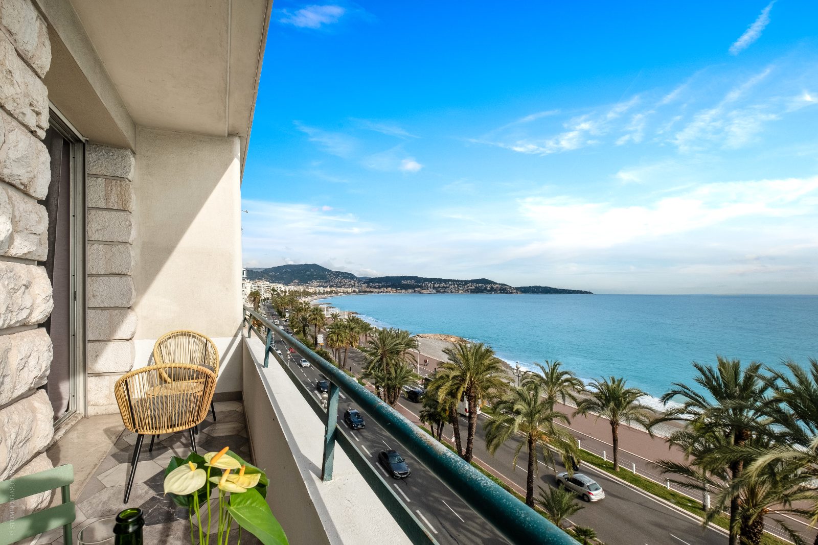 180° view of the Baie des Anges from the balcony